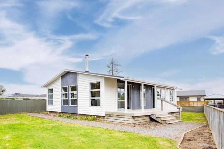 Photo of property in 12b Guy Street, Waipawa, 4210