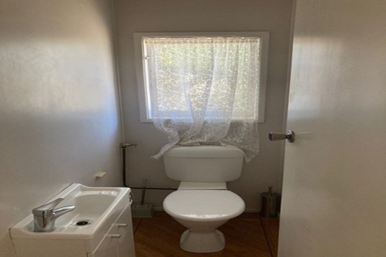 Photo of property in 3 Damian Way, Weymouth, Auckland, 2103