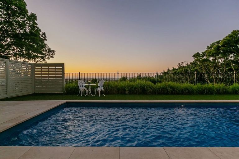 Photo of property in 251 Kaipara Road, Papakura, 2582