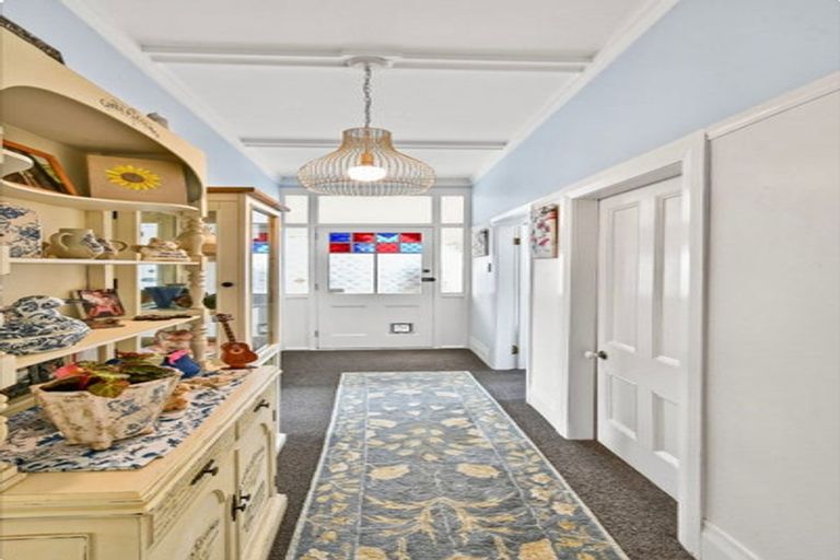 Photo of property in 196 Wade River Road, Wade Heads, Whangaparaoa, 0932