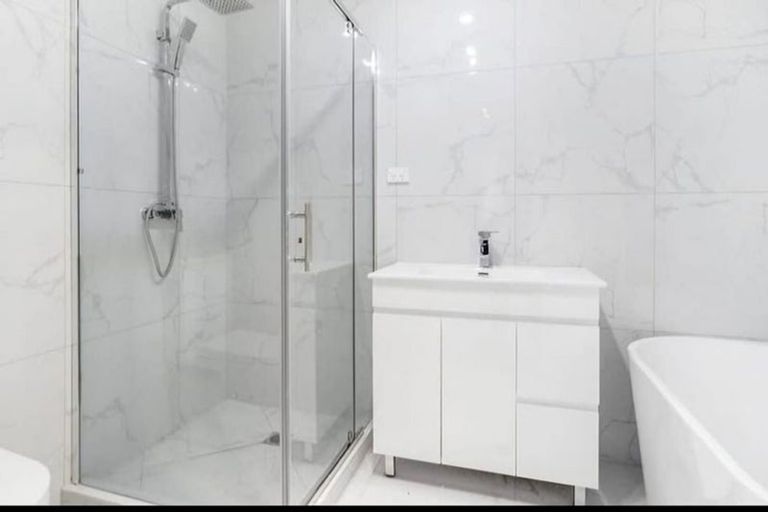 Photo of property in 11b Kimdale Place, Totara Heights, Auckland, 2105