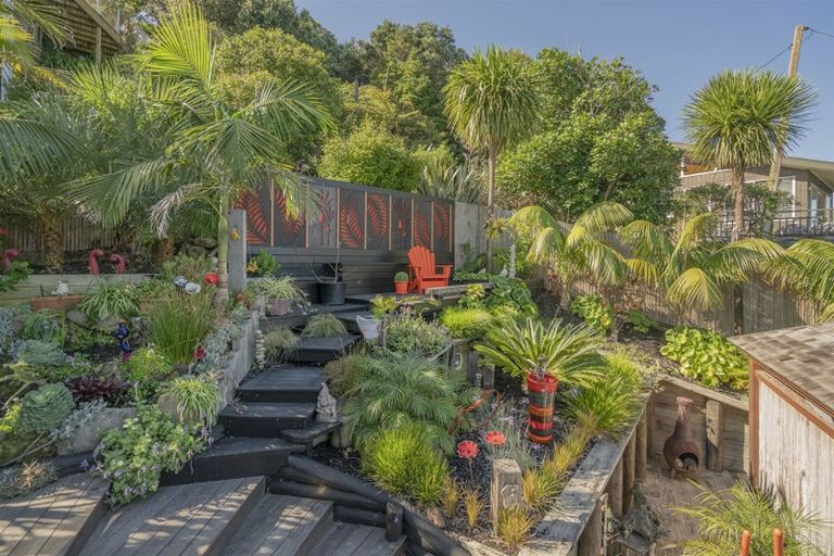 Photo of property in 22 Tairua Terrace, Tairua, 3508