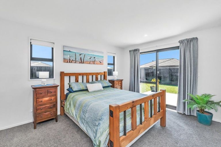 Photo of property in 9 Piwakawaka Place, Leeston, 7632