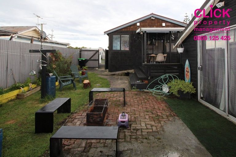 Photo of property in 7 Pearse Street, Brighton, Dunedin, 9035