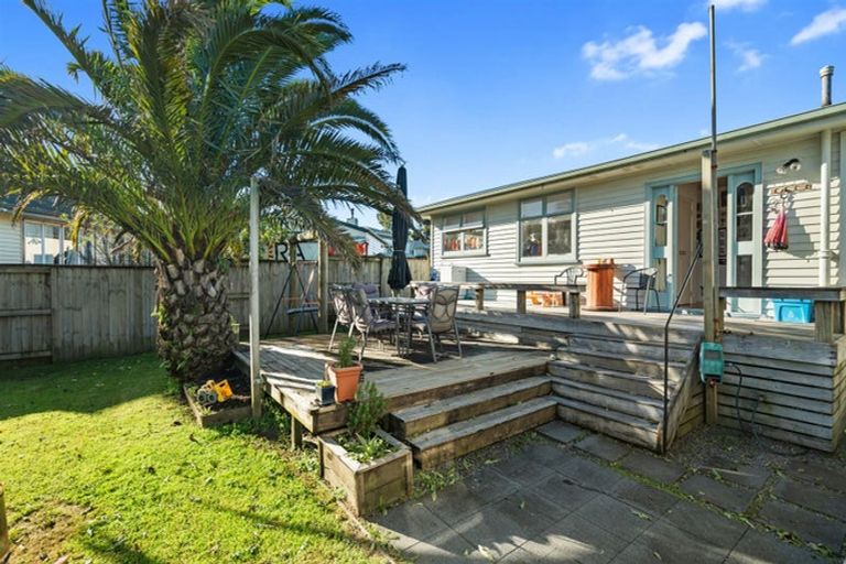 Photo of property in 24 Stirling Grove, Greerton, Tauranga, 3112