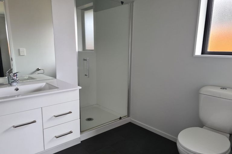 Photo of property in 8 Northmoor Boulevard, Rolleston, 7615