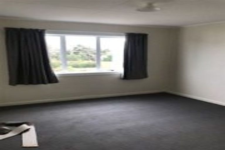 Photo of property in 59 Pah Road, Cockle Bay, Auckland, 2014