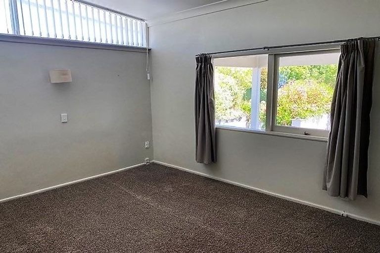 Photo of property in 1 Emerald Hill, Havelock North, 4130