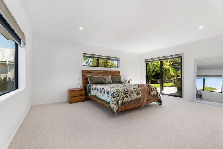 Photo of property in 111 Dickson Road, Papamoa Beach, Papamoa, 3118
