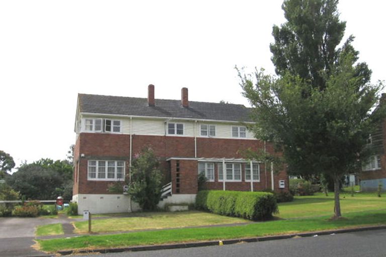 Photo of property in 59 Pilkington Road, Panmure, Auckland, 1072