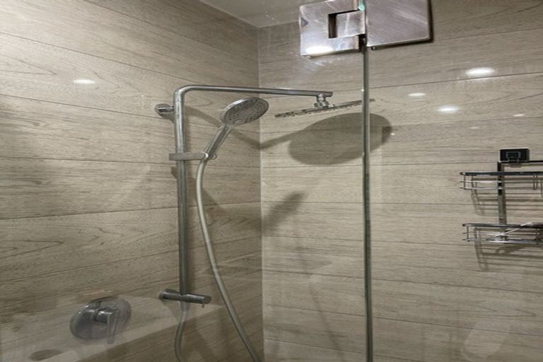 Photo of property in 3 Oswald Close, Flat Bush, Auckland, 2016