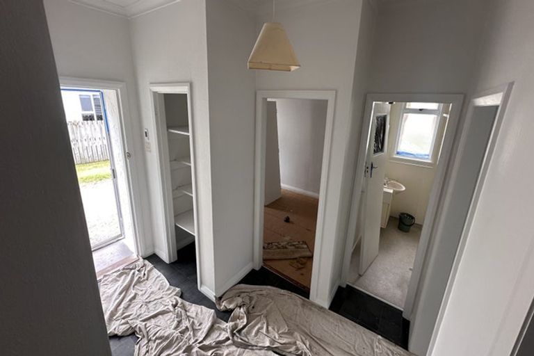 Photo of property in 36 Polson Street, Castlecliff, Whanganui, 4501