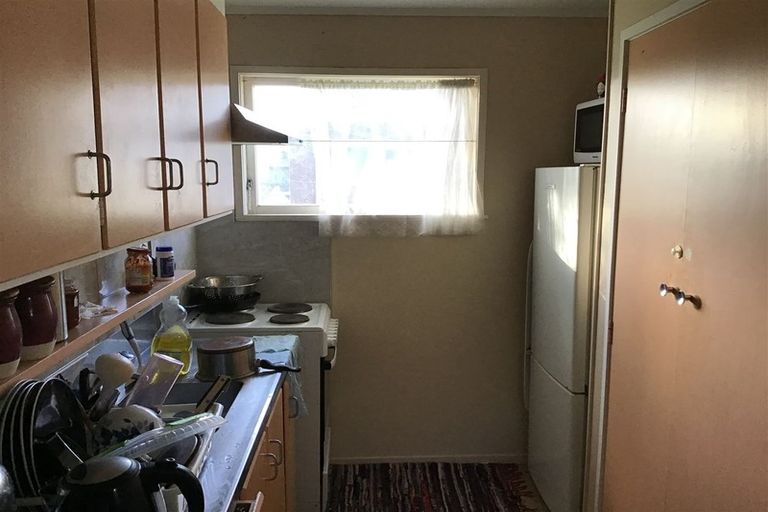 Photo of property in 2/462 Hillsborough Road, Mount Roskill, Auckland, 1041