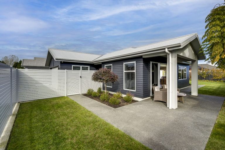 Photo of property in 20 Young Place, Taradale, Napier, 4112