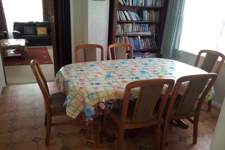 Photo of property in 13 Regent Street, Silverdale, Hamilton, 3216