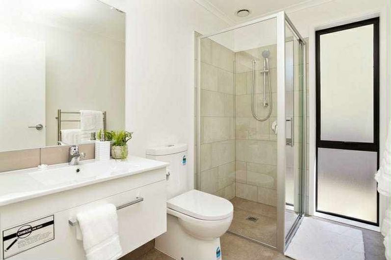 Photo of property in 6 Mutetai Road, Clarks Beach, 2122