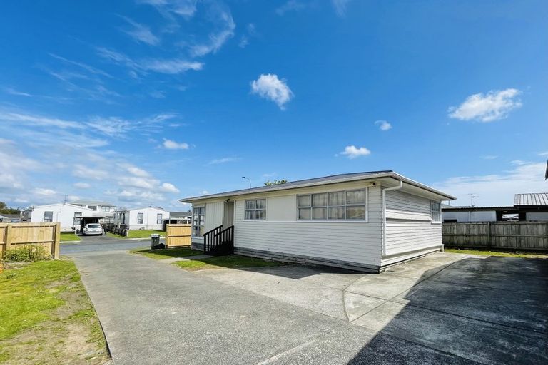 Photo of property in 16 Oratu Place, Manurewa, Auckland, 2102
