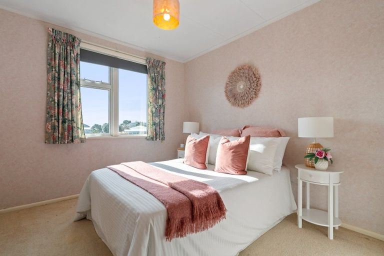 Photo of property in 68 Fraser Avenue, Johnsonville, Wellington, 6037