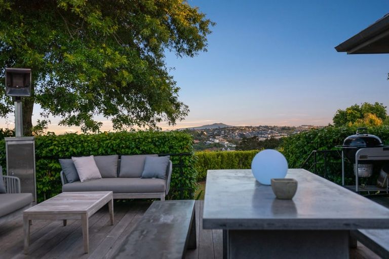 Photo of property in 221 Gills Road, Albany Heights, Auckland, 0632