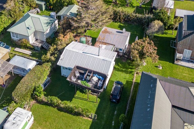 Photo of property in 30 Harsant Avenue, Hahei, Whitianga, 3591
