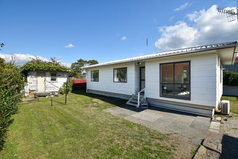 Photo of property in 11a Walker Road, Fairy Springs, Rotorua, 3015