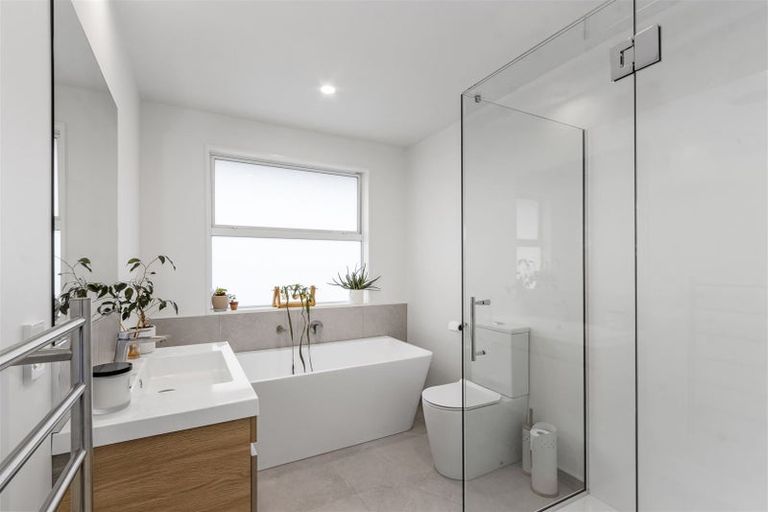 Photo of property in 1 Gossett Lane, Pegasus, 7612