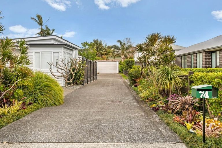 Photo of property in 74 Ladies Mile, Manly, Whangaparaoa, 0930