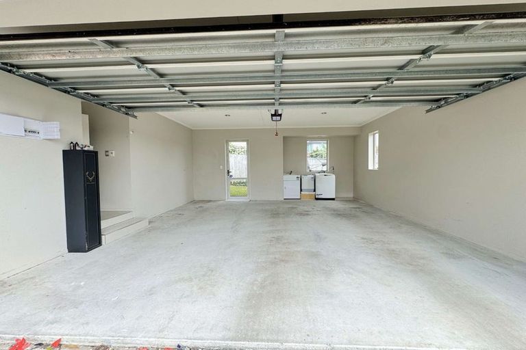 Photo of property in 29 Vino Cina Heights, Ranui, Auckland, 0612