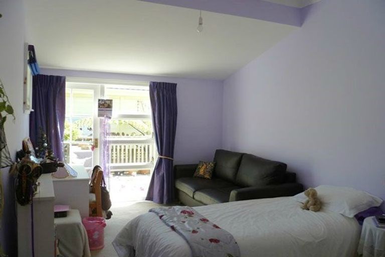 Photo of property in 29 Karepa Street, Brooklyn, Wellington, 6021