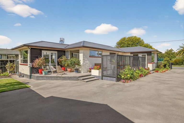 Photo of property in 208 Condell Avenue, Papanui, Christchurch, 8053