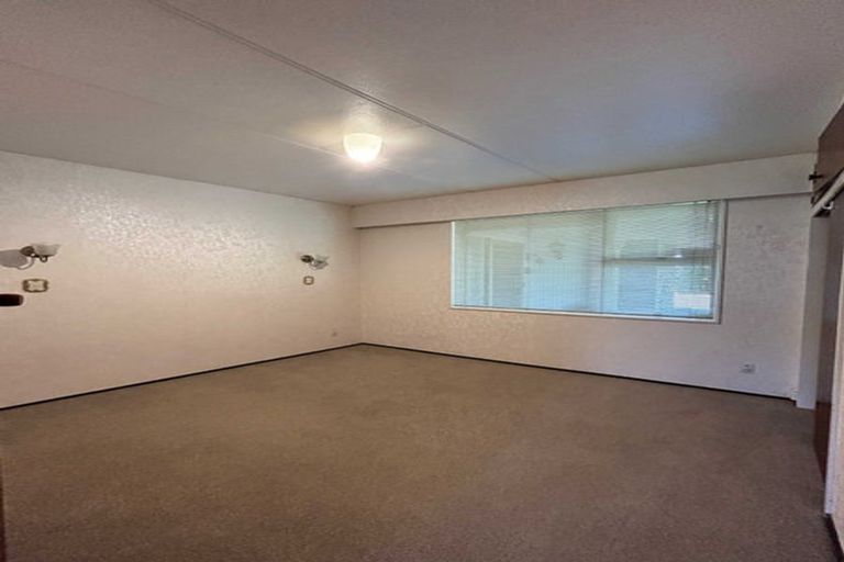 Photo of property in 40 Abraham Crescent, Milson, Palmerston North, 4414