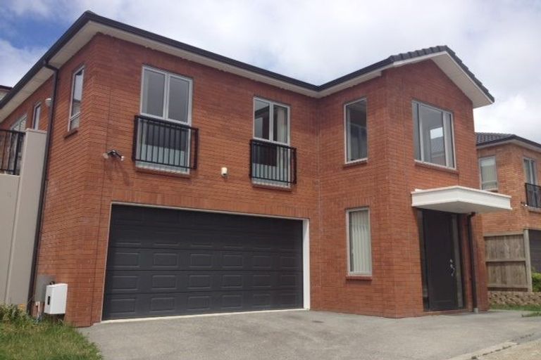 Photo of property in 32 Horizon View Road, Oteha, Auckland, 0632