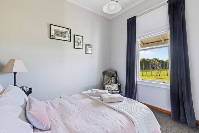 Photo of property in 458 Mountain Road, Lepperton, New Plymouth, 4373