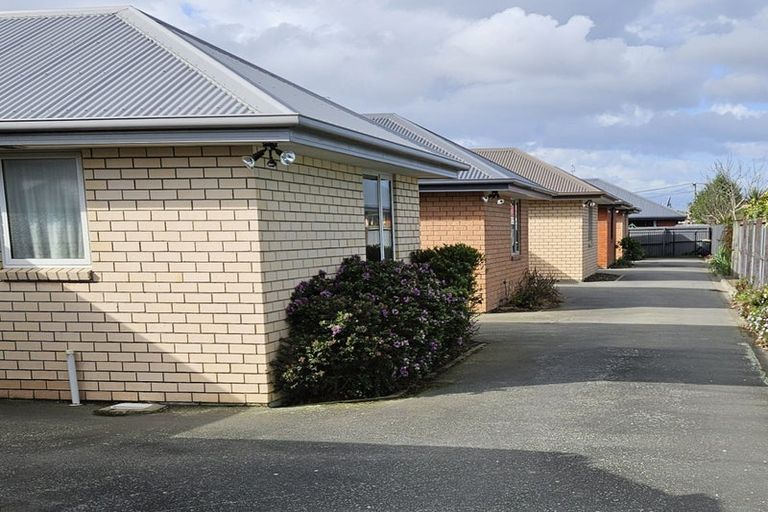 Photo of property in 8c Mortlake Street, Islington, Christchurch, 8042