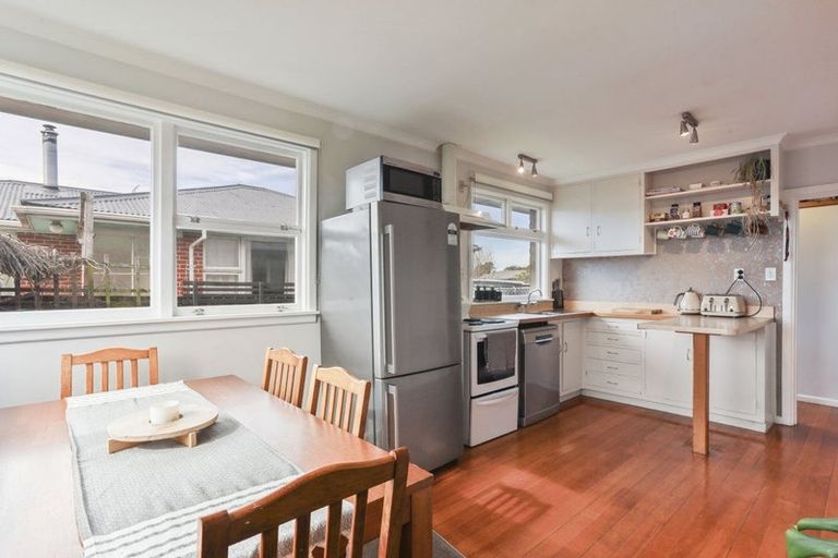 Photo of property in 129 Blackett Street, Rangiora, 7400