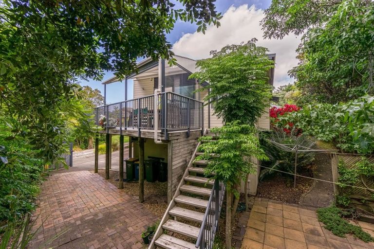 Photo of property in 9a Penzance Road, Mairangi Bay, Auckland, 0630