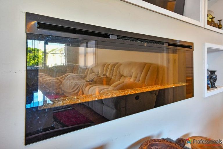 Photo of property in 9 Plunket Avenue, Papatoetoe, Auckland, 2104