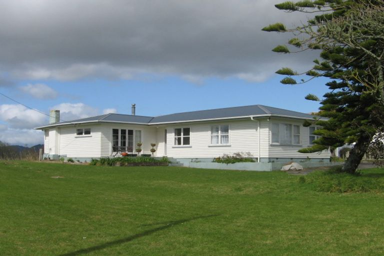 Photo of property in 85 Gorge Road, Maungaturoto, 0520
