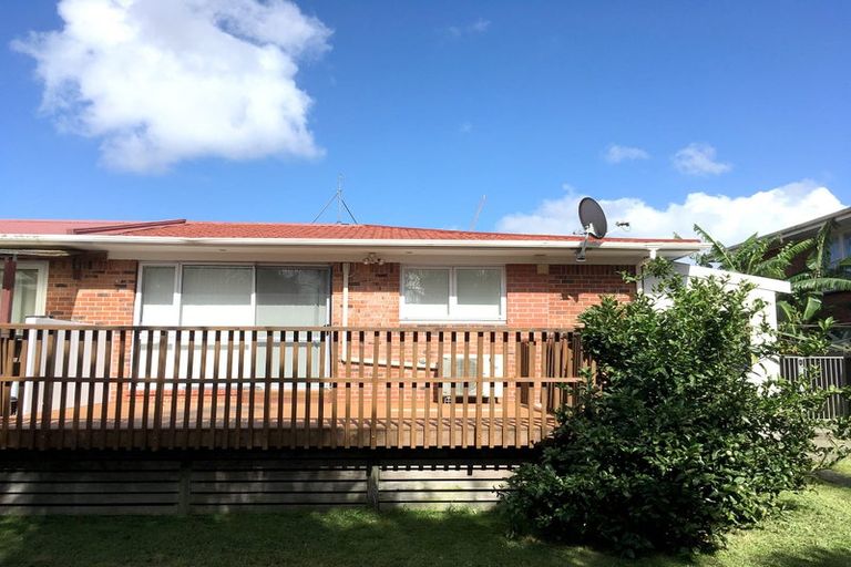 Photo of property in 1/65 Motatau Road, Papatoetoe, Auckland, 2025