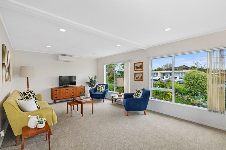 Photo of property in 2/21 Watea Road, Torbay, Auckland, 0630