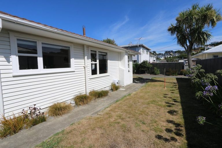 Photo of property in 28 Rotherham Terrace, Miramar, Wellington, 6022