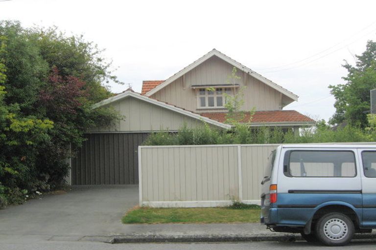 Photo of property in 61 Knowles Street, St Albans, Christchurch, 8052