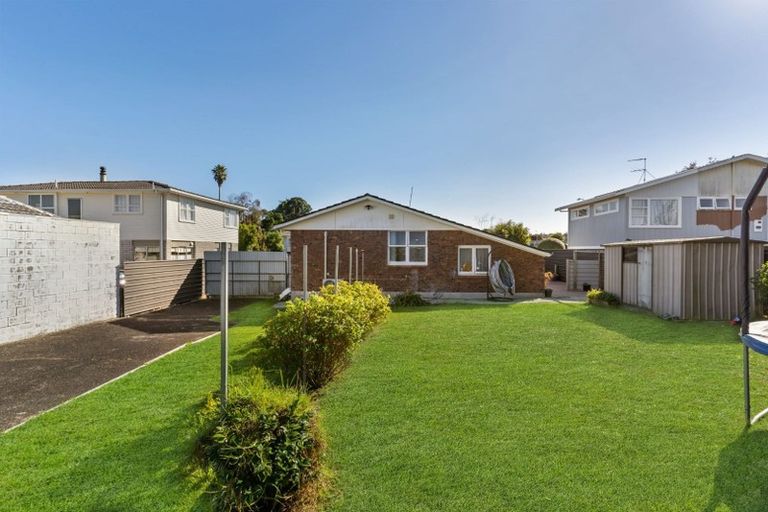 Photo of property in 30 Tatariki Street, Rosehill, Papakura, 2113