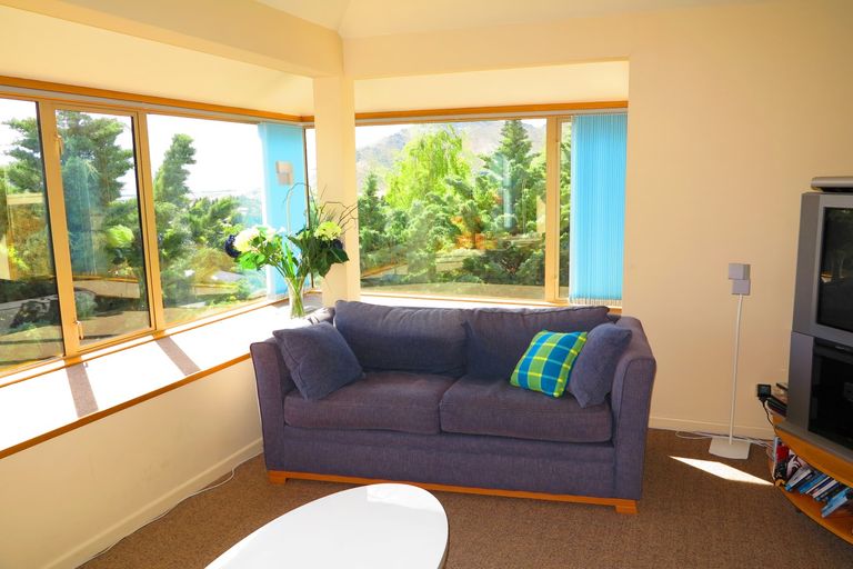 Photo of property in 22 Sutherland Road, Omarama, 9412