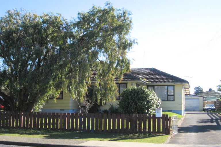 Photo of property in 22 Sheehan Avenue, Papakura, 2110
