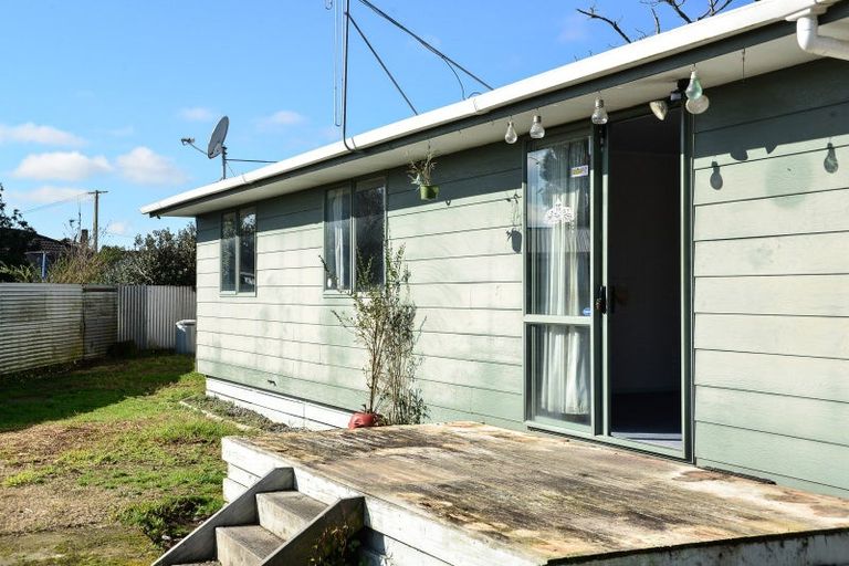 Photo of property in 8a Willis Street, Bader, Hamilton, 3206