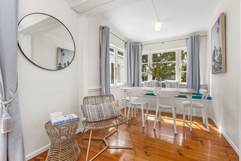 Photo of property in 66a Wainui Road, Raglan, 3225