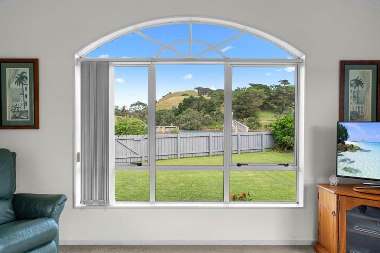 Photo of property in 906 Pataua South Road, Pataua South, Onerahi, 0192