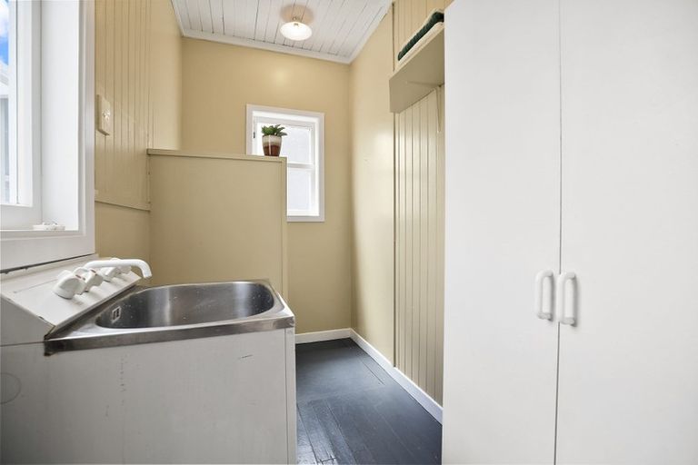 Photo of property in 76 Rimu Street, Maeroa, Hamilton, 3200