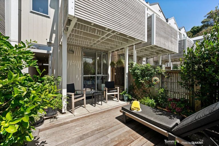 Photo of property in 2/26 Wright Street, Mount Cook, Wellington, 6021